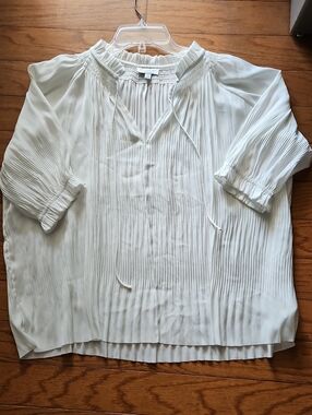 CURRENT AIR WHITE PLEATED PEASANT STYLE BLOUSE SZ M